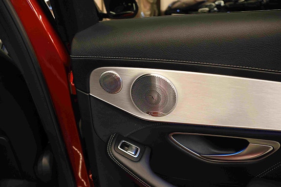 Mercedes-Benz C63 17 of 30