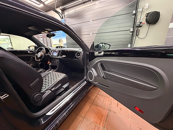 Volkswagen Beetle 17 of 30