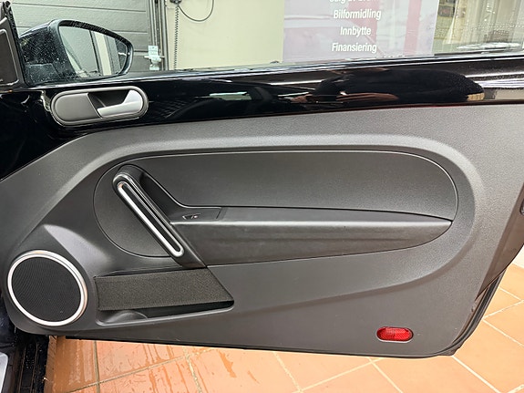 Volkswagen Beetle 18 of 30