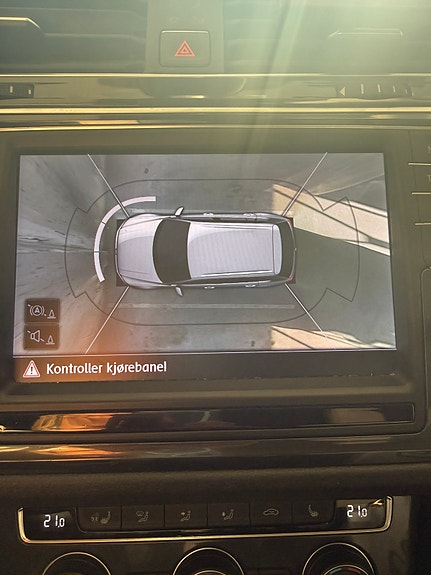 Volkswagen Tiguan 16 of 17