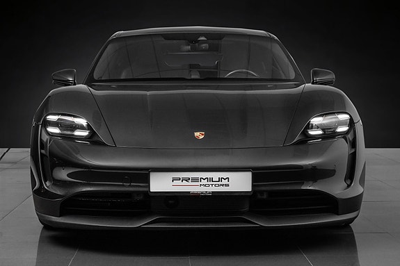 Porsche Taycan 5 of 30