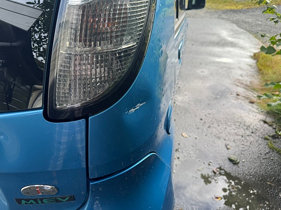 Mitsubishi i-Miev 4 of 11