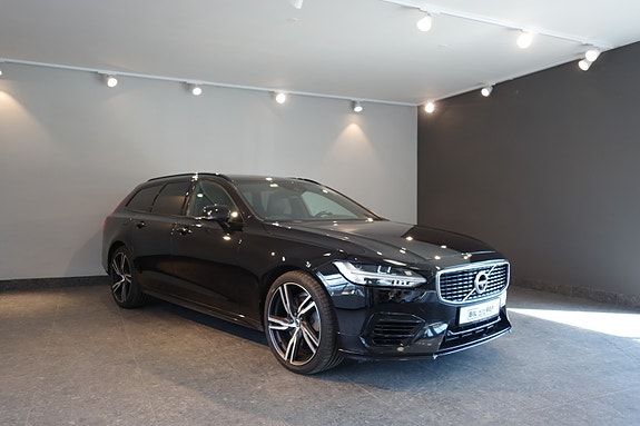 Volvo V90 2 of 30