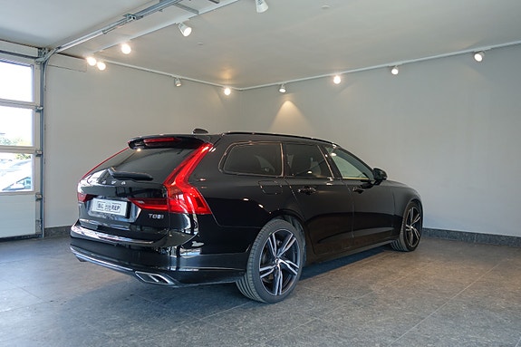Volvo V90 11 of 30