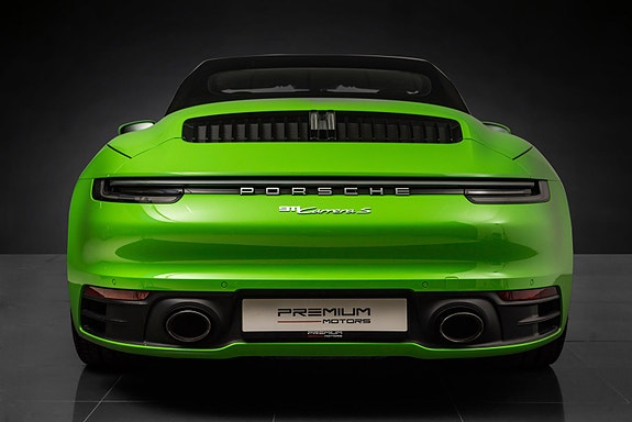 Porsche 911 8 of 30