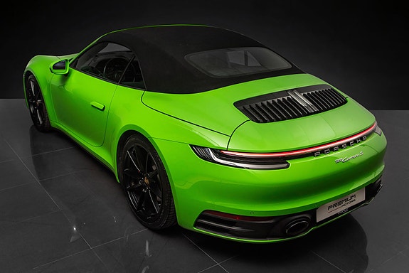 Porsche 911 15 of 30