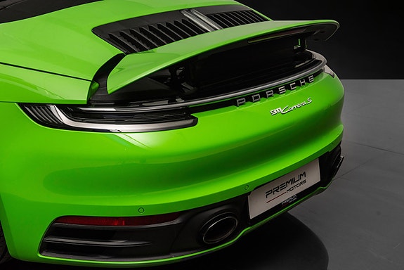 Porsche 911 9 of 30