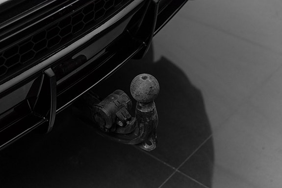 Lamborghini Urus 16 of 30