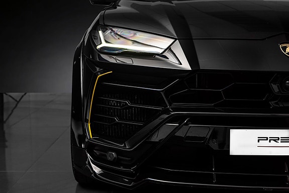 Lamborghini Urus 9 of 30