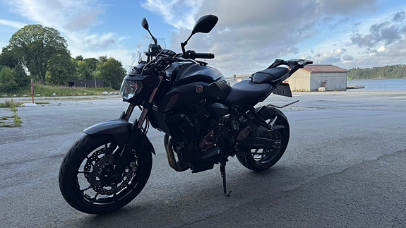Yamaha MT-07 2 of 23