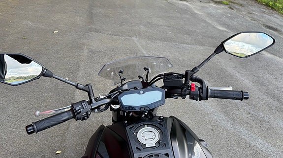 Yamaha MT-07 12 of 23