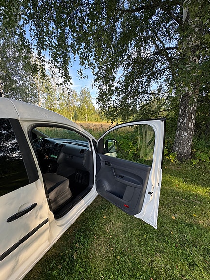 Volkswagen Caddy 17 of 18