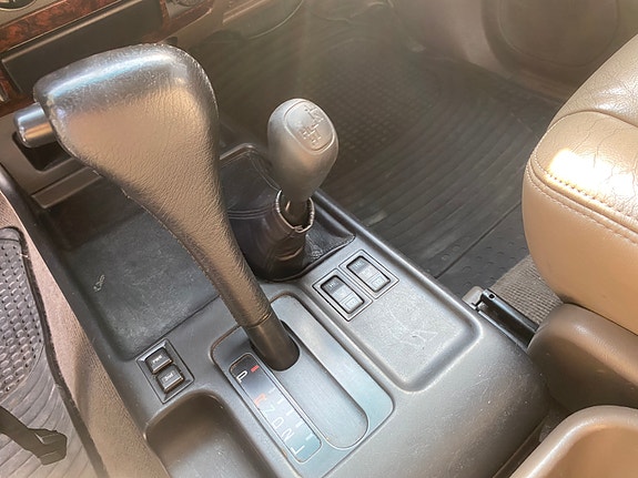 Toyota Land Cruiser 18 of 30