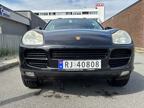 Porsche Cayenne S 4 of 30