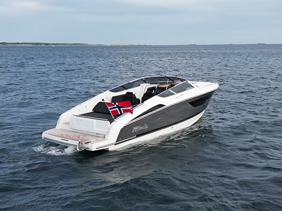Windy 34 Alize | Volvo Penta Twin 440DPI | Jostick | Godt Utstyrt | 190Timer | I 3 of 12