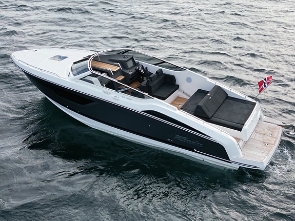 Windy 34 Alize | Volvo Penta Twin 440DPI | Jostick | Godt Utstyrt | 190Timer | I 7 of 12