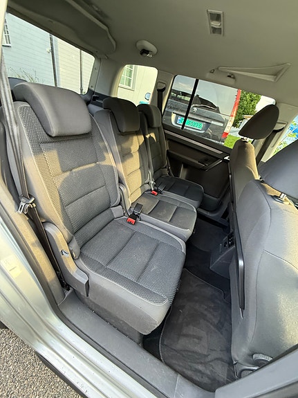 Volkswagen Touran 13 of 20