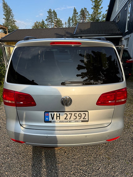 Volkswagen Touran 20 of 20