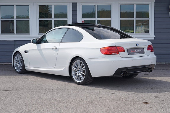 BMW 335i 6 of 28