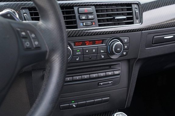 BMW 335i 16 of 28