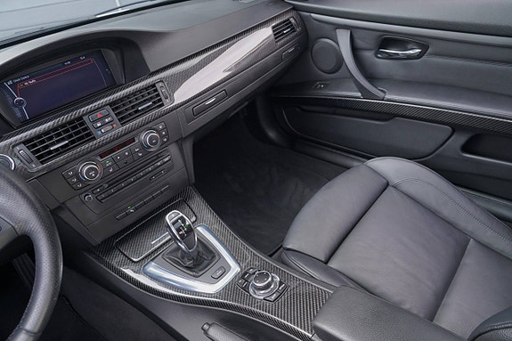 BMW 335i 17 of 28