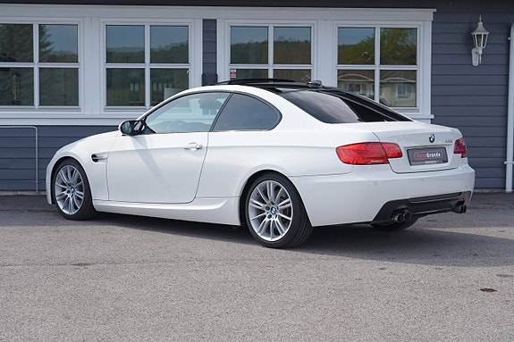 BMW 335i 7 of 28
