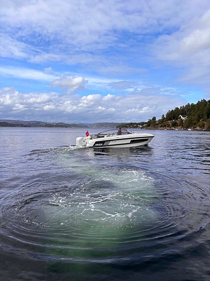 Ibiza 911 Turing | Yamaha 450XTO | Godt utstyrt | Yamaha Helm Master | Nybåtgara 2 of 20