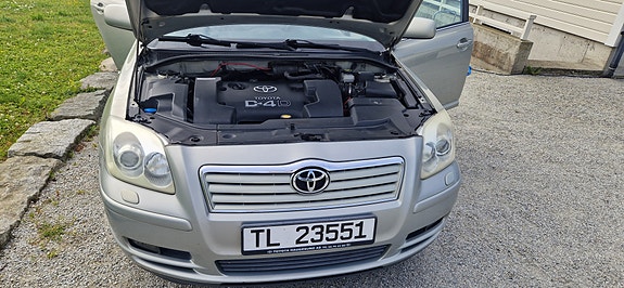 Toyota Avensis 23 of 29