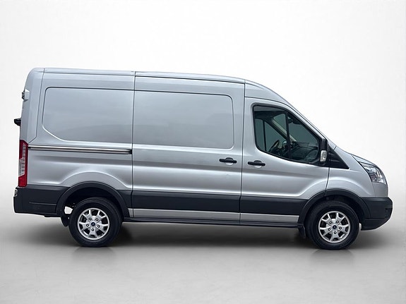 Ford Transit 4 of 23