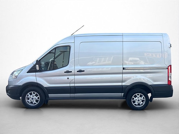 Ford Transit 8 of 23