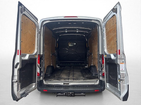Ford Transit 11 of 23