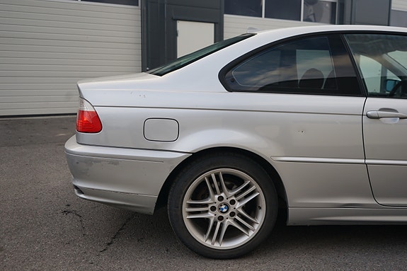 BMW 330Ci 13 of 30