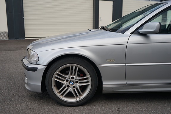 BMW 330Ci 5 of 30