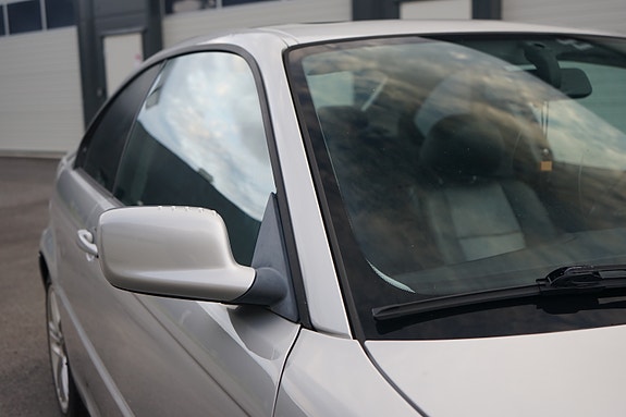 BMW 330Ci 16 of 30