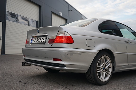 BMW 330Ci 10 of 30