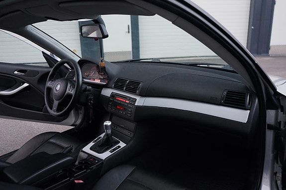 BMW 330Ci 18 of 30