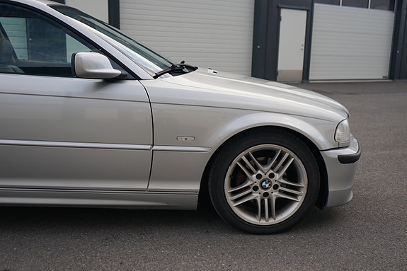 BMW 330Ci 12 of 30