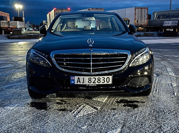 Mercedes-Benz C180 3 of 8