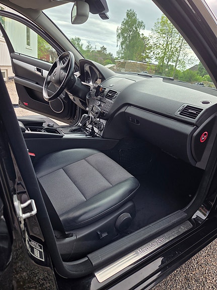 Mercedes-Benz C200 d 8 of 10