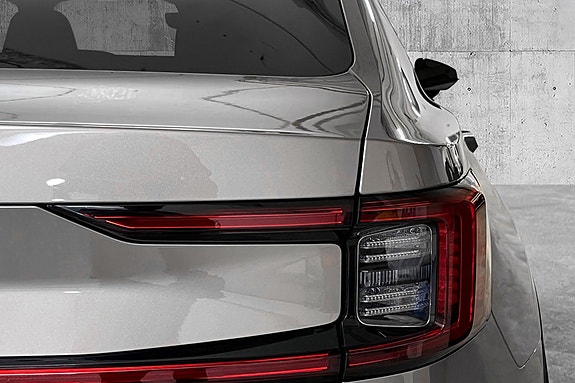 Polestar 2 8 of 27