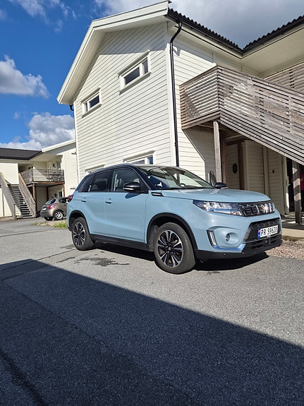 Suzuki Vitara 2 of 11