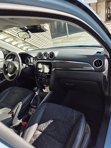 Suzuki Vitara 9 of 11