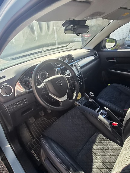 Suzuki Vitara 7 of 11