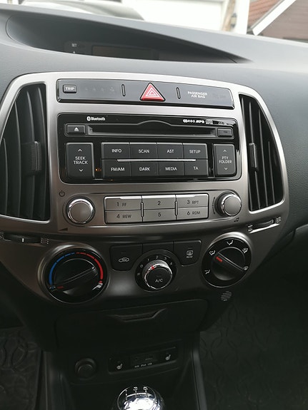 Hyundai i20 6 of 9