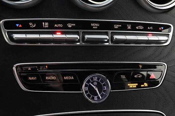 Mercedes-Benz C350 e 21 of 25