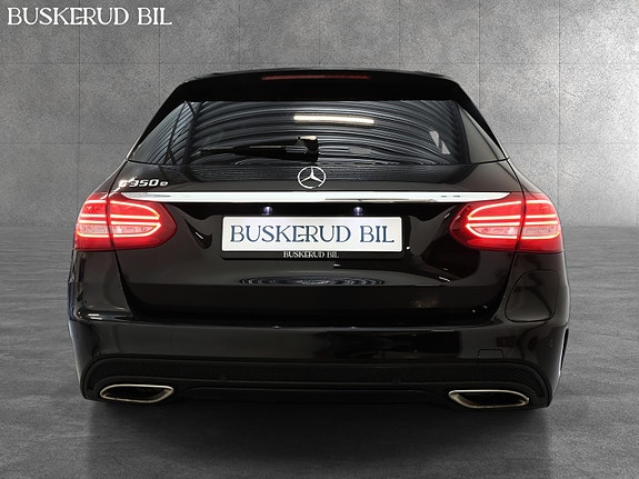 Mercedes-Benz C350 e 3 of 25
