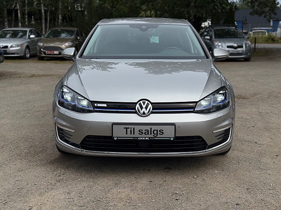 Volkswagen e-Golf VII 4 of 30