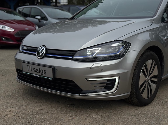 Volkswagen e-Golf VII 8 of 30
