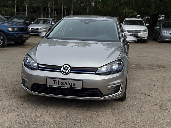 Volkswagen e-Golf VII 3 of 30