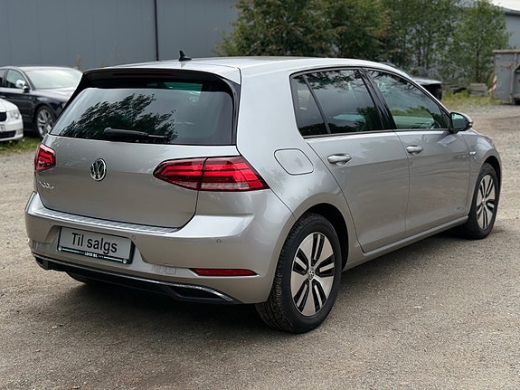 Volkswagen e-Golf VII 10 of 30